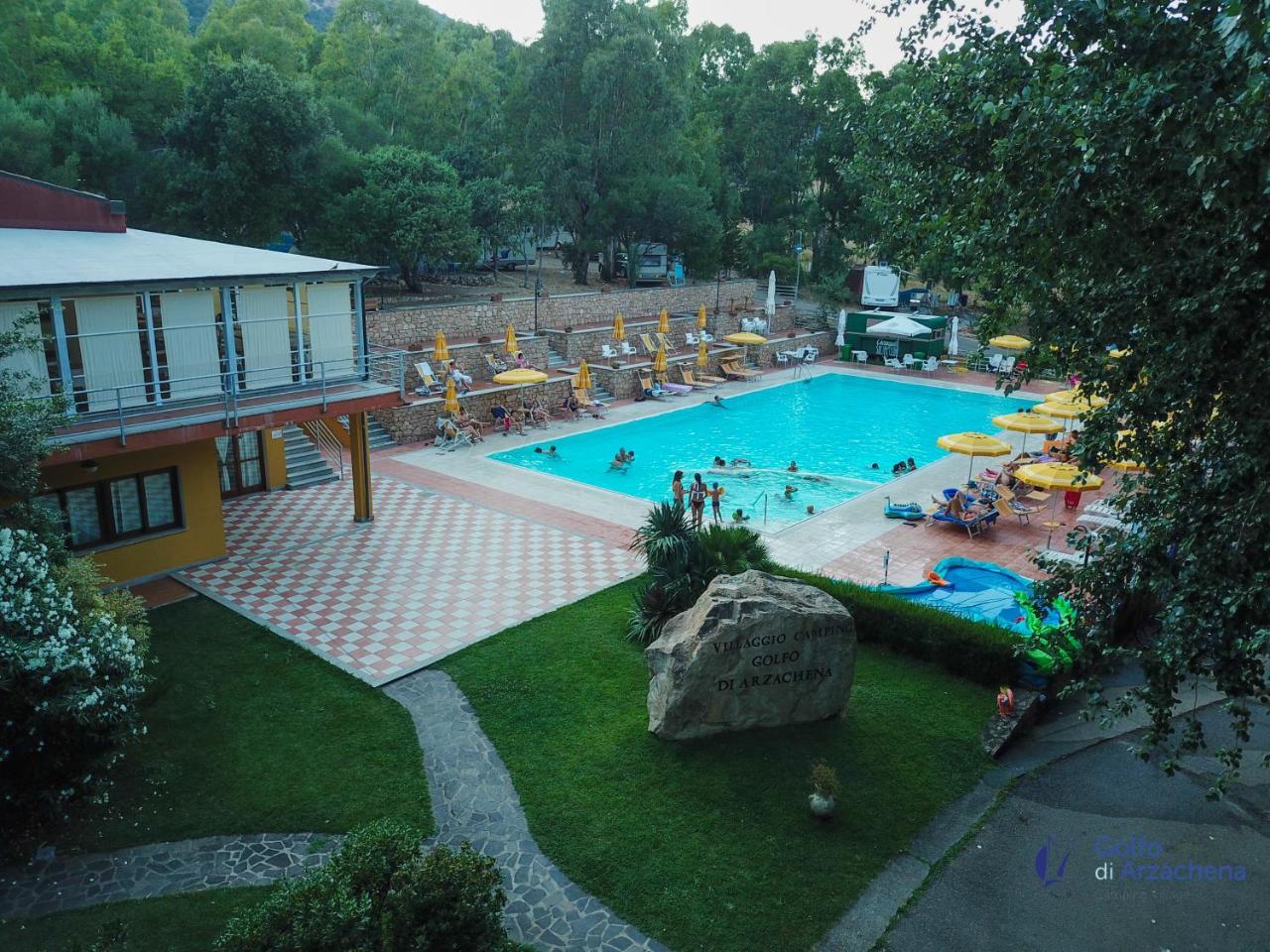 Villaggio Camping Golfo Di Arzachena Cannigione Exterior photo