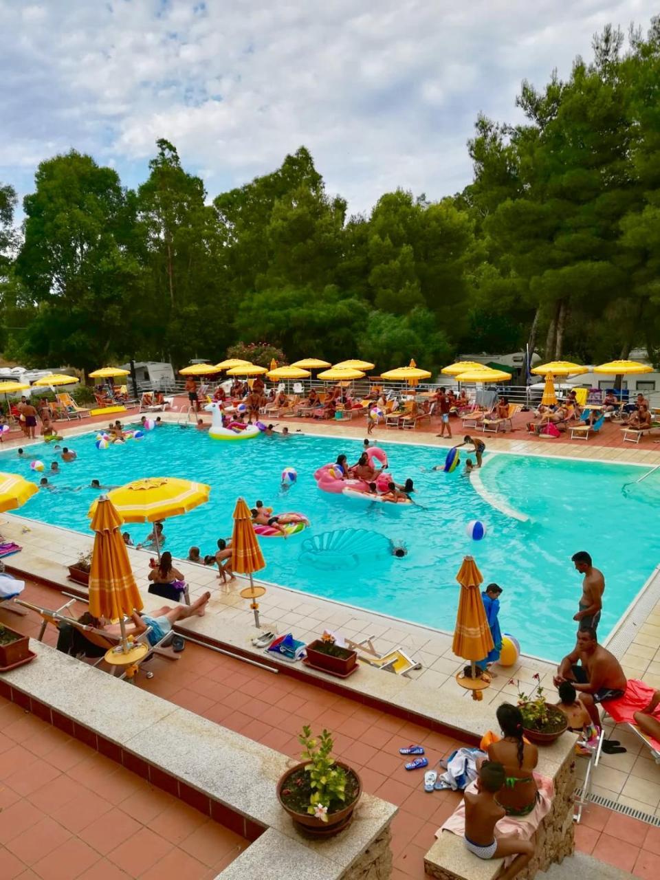 Villaggio Camping Golfo Di Arzachena Cannigione Exterior photo